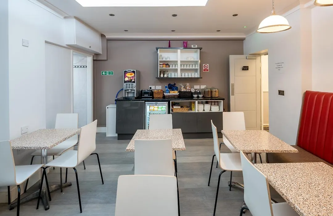 Oyo Bakers Hotel London Victoria-1